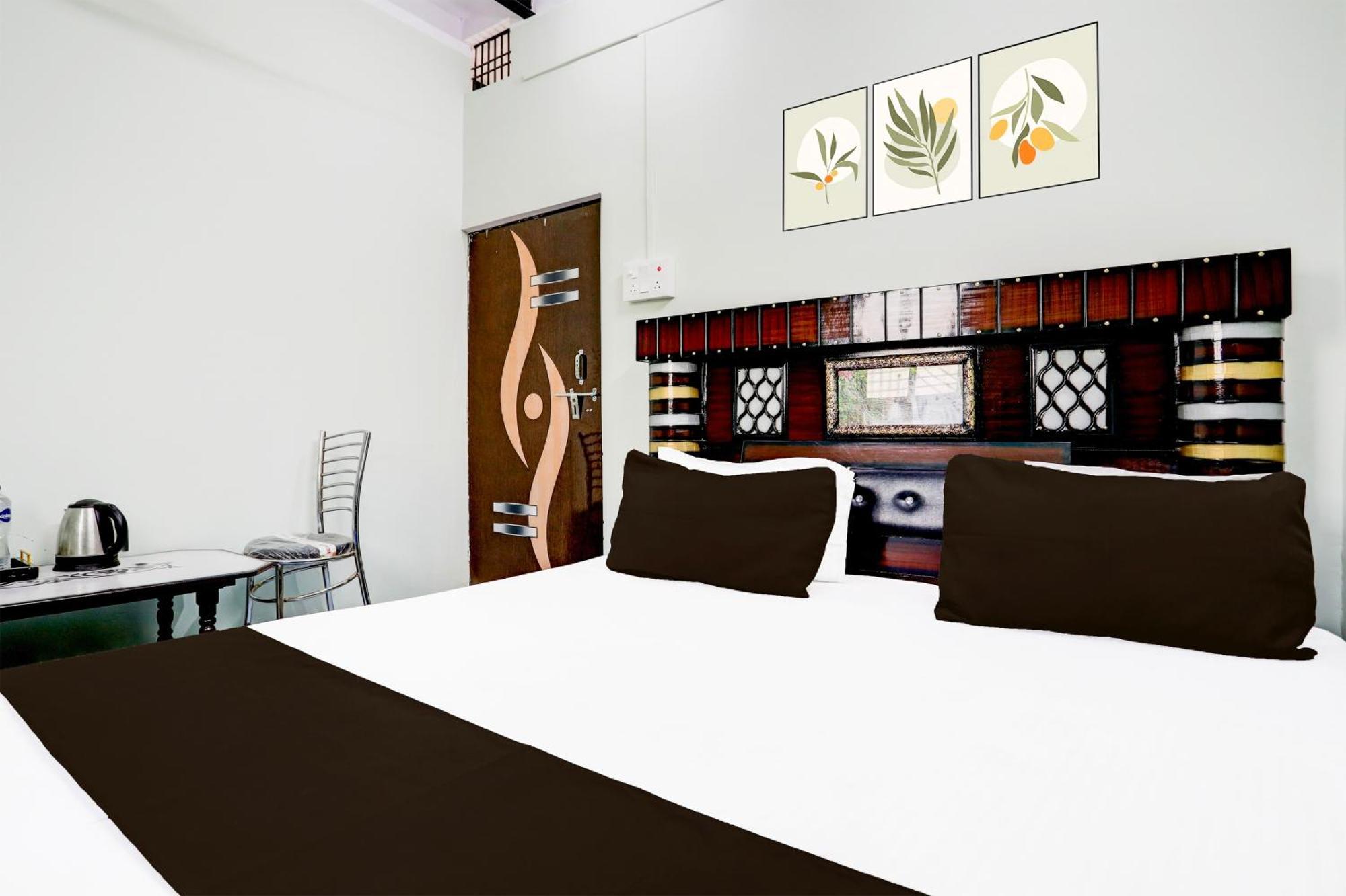 Hotel O V.K. Hotel Prayagraj Luaran gambar