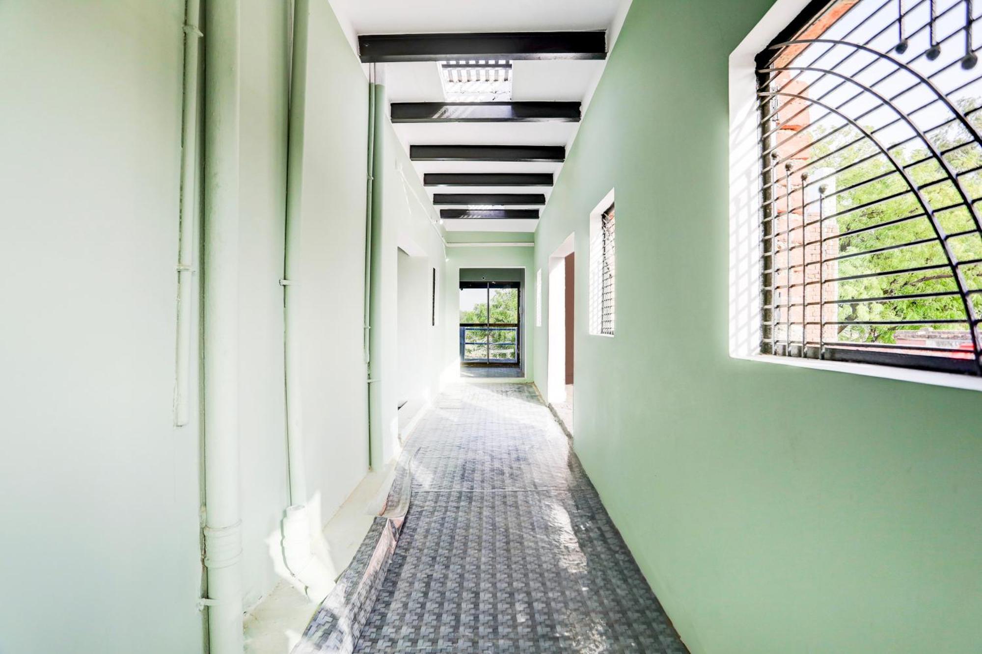 Hotel O V.K. Hotel Prayagraj Luaran gambar